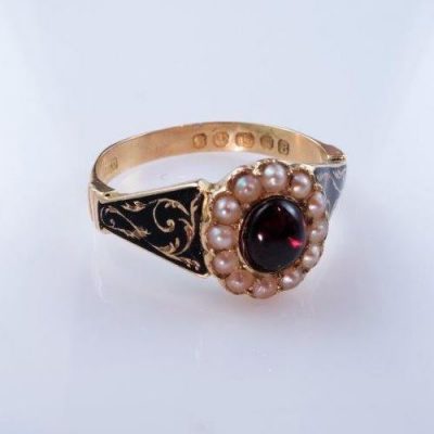 mourning and signet rings, gold ring